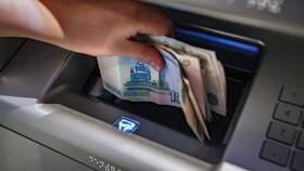 Что делать, если перевели зарплату больше положенного в Salamander
